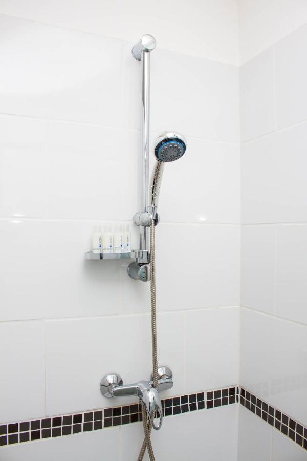 Superbe Appartement 32M2 Quartier Calme 800M Des Arenes 尼姆 外观 照片